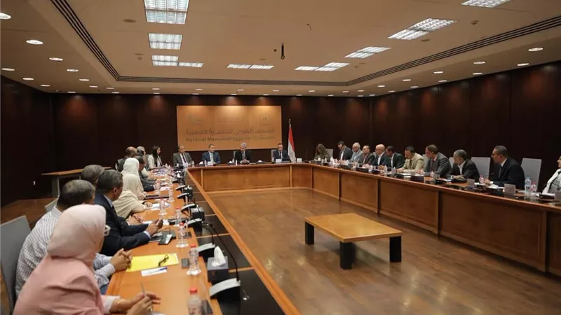 شريف فتحي: تطوير الأداء وإعداد كوادر جديدة بالمجلس الأعلى للآثار