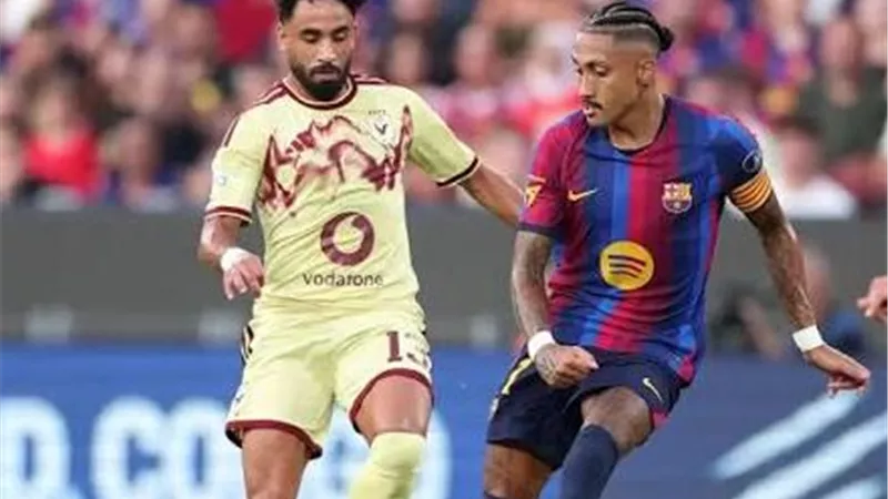 الأهلي ينتفض أمام برشلونة.. زيزو يسجل ويغادر مصابًا