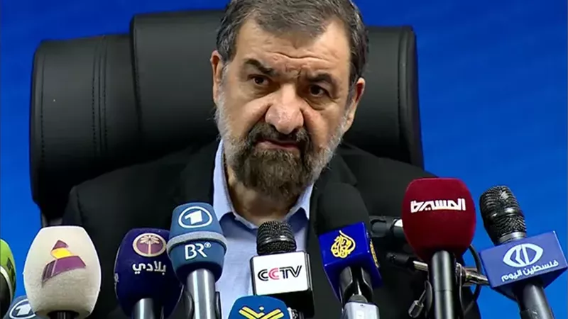 رضائي يهدد الدول التي تشارك أمريكا في الحصار الإقتصادي على إيران
