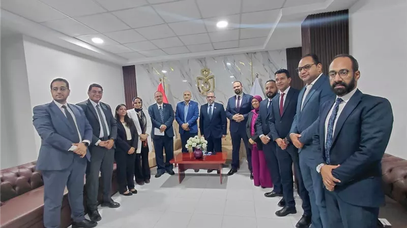 التأمين الصحي الشامل يواصل جولاته الميدانية بمحافظة أسوان لتعزيز الخدمة