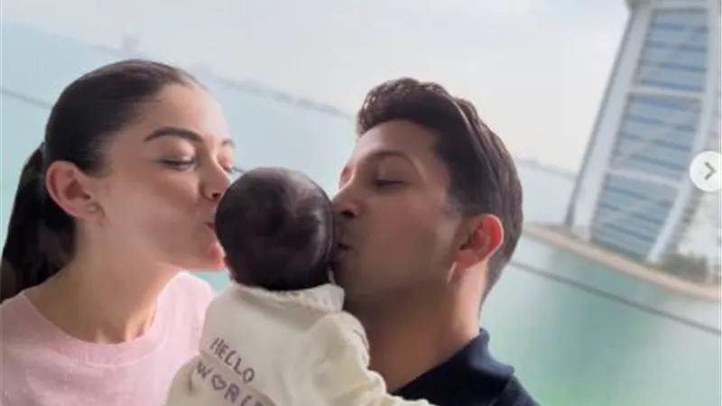 ليلى أحمد زاهر وهشام جمال يستقبلان طفلتهما الأولى ويكشفان اسمها للجمهور