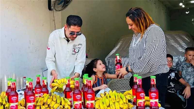 بتوزع شربات بالموز.. 