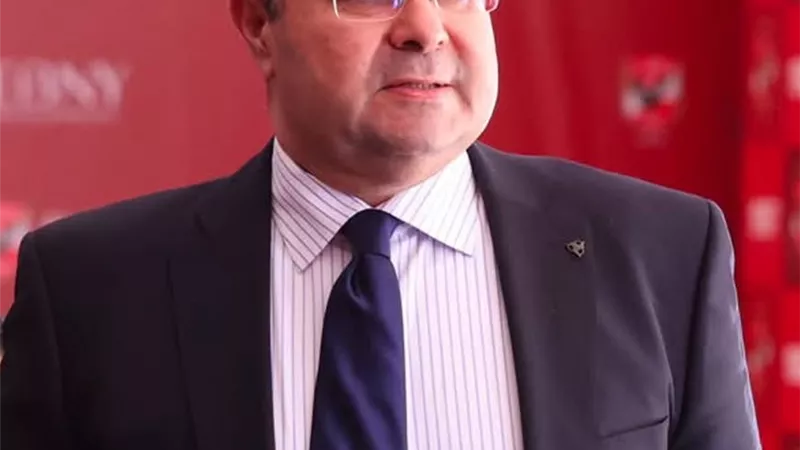مجلس الإدارة يوافق على قبول اعتذار الدكتور سعد شلبي