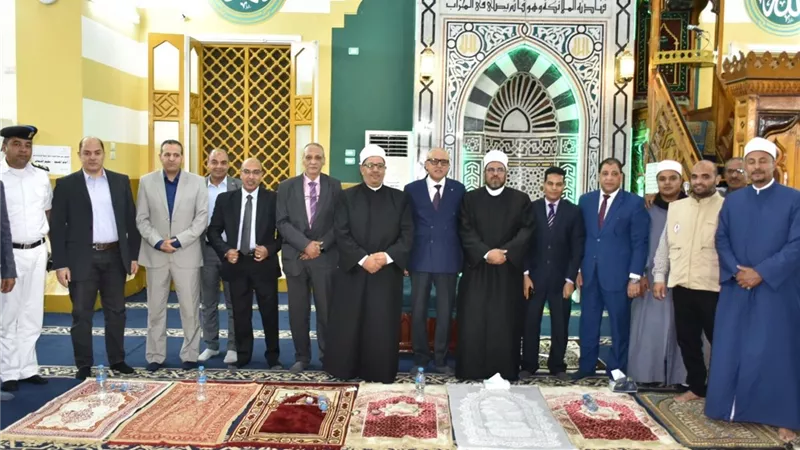محافظ الأقصر يشهد احتفالية الأوقاف بذكرى المولد النبوي بمسجد السيد يوسف