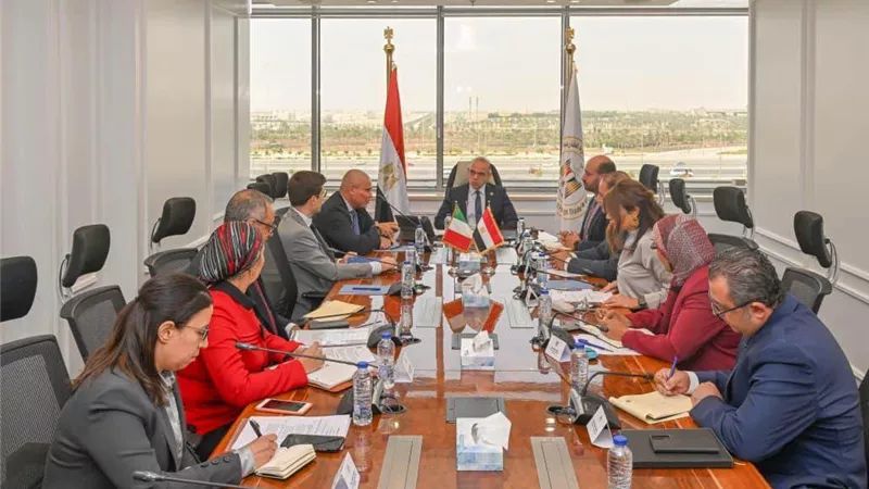 مصر وإيطاليا تبحثان زيادة الاستثمارات وتعزيز الشراكة الاقتصادية