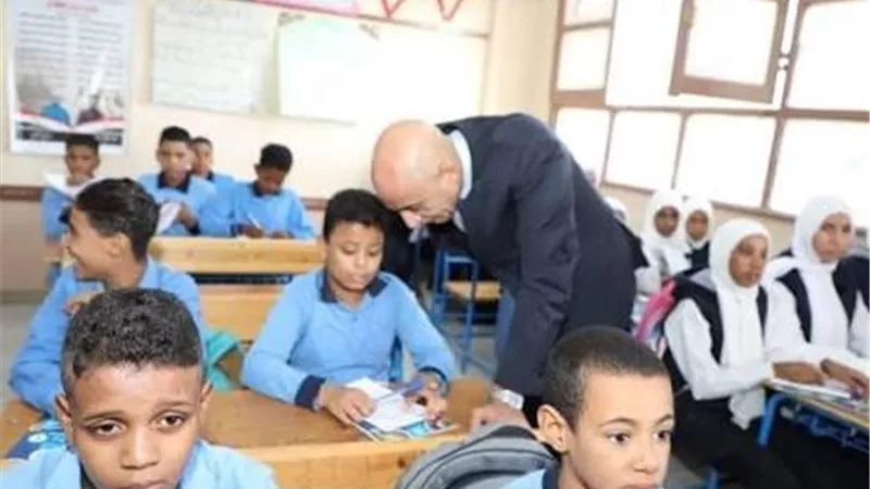 وزير التعليم يتفقد مدارس المنيا لمتابعة انتظام الدراسة