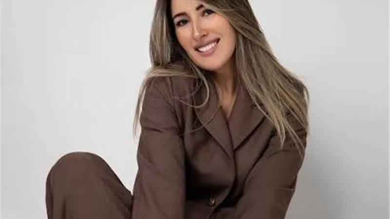 «حد يفهمني إيه الموضوع؟».. جيلان علاء عن فاجعة الأسرة داخل السيارة