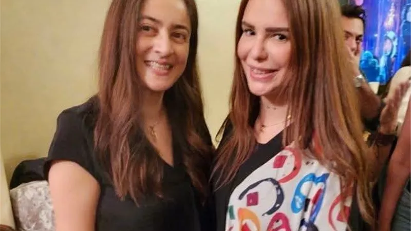 دُنيا عبد العزيز: من يوم ما قابلتها حبتها حب خاص زي ما حبيت أمها
