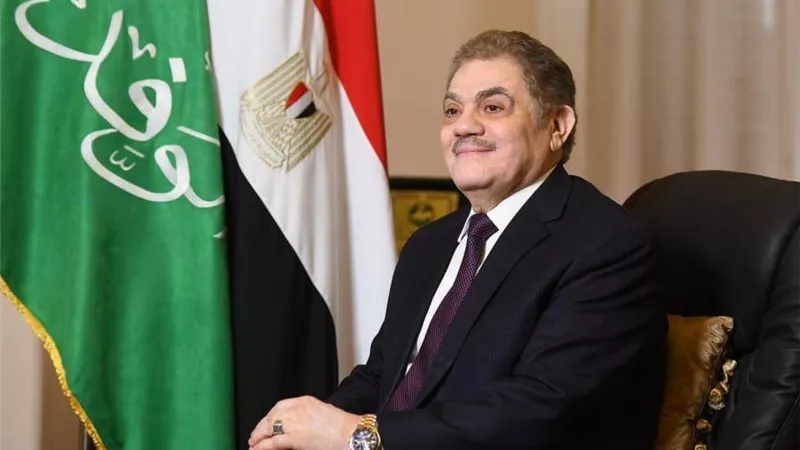 رئيس حزب الوفد يعيد تشكيل اتحاد العمال الوفديين.. محمد القطاوي رئيسًا