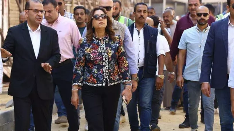 تفاصيل تنفيذ المرحلة الثانية من تطوير سوق العتبة بالقاهرة 