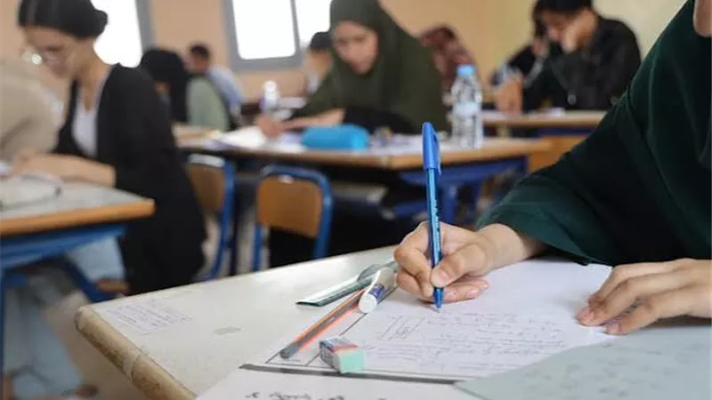 مساعد وزير التعليم يوضح فلسفة البكالوريا: «نعلم الطالب كيف يفكر وليس الحفظ