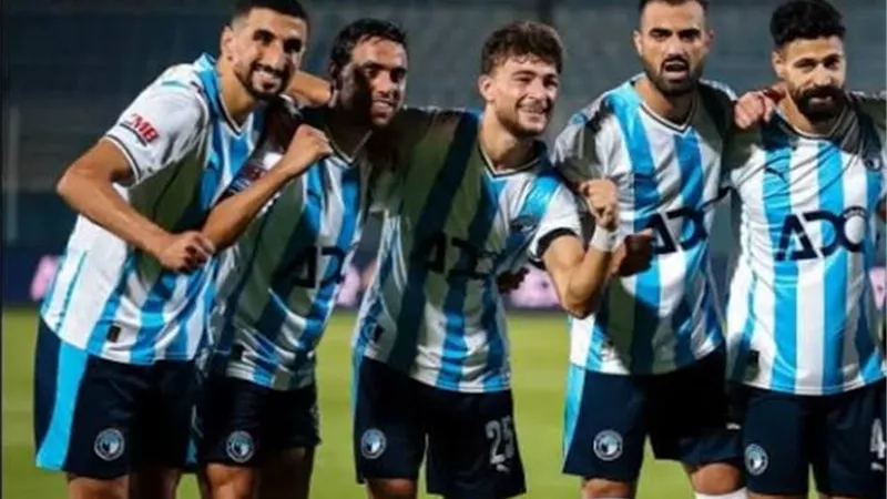 هدف مبكر يحسم القمة.. بيراميدز يتخطى المصري ويتصدر الدوري