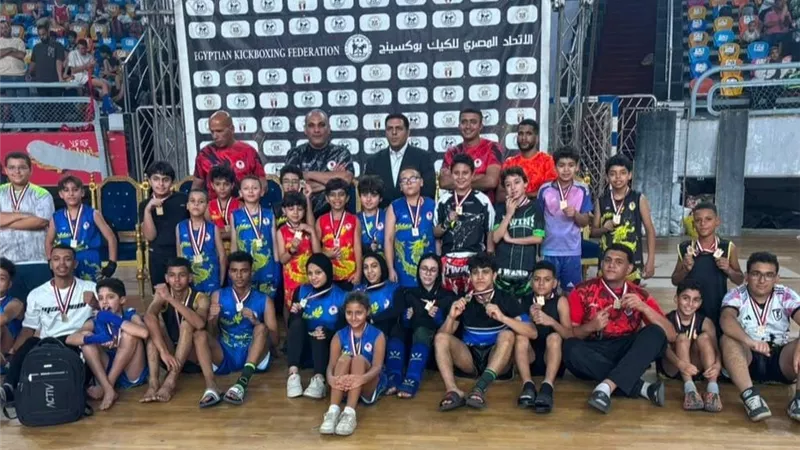 محمد علوان يهنئ أبطال نادي أسيوط لتألقهم ببطولة الجمهورية للكيك بوكسينج