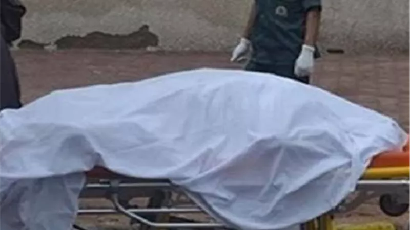 مصرع شاب على يد والده بسبب إدمان المواد المخدرة بساقلته.. تفاصيل