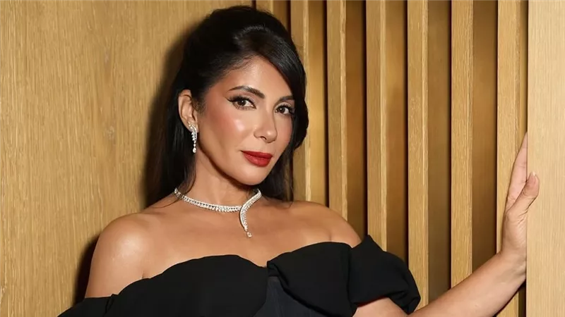 منى زكي بـ  طالع نازل لأول مرة خارج السباق الرمضاني
