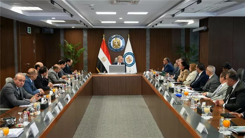 «البترول»: التوسع في التكرير والتخزين والنقل يدعم أمن الطاقة 