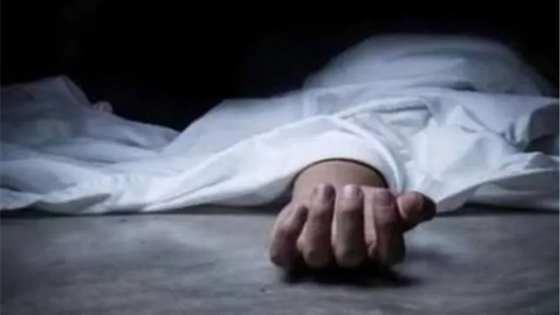 مأساة أسرية في العريش.. شخص يقتل شقيقه طعنًا ويصيب والده