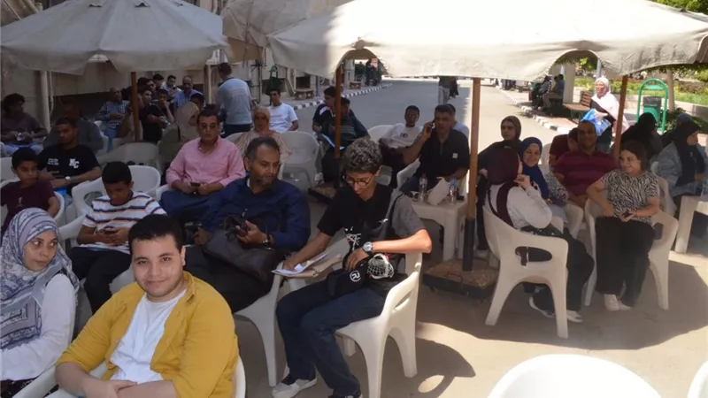 قصر العيني يستقبل طلاب الثانوية العامة المرشحين للالتحاق  بالعام الجديد