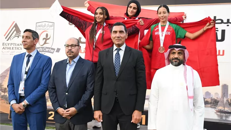 وزير الرياضة يفتتح مضمار ألعاب القوى بالمعادي ويكرم أبطال العرب
