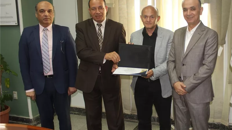 جامعة المنصورة تختتم البرنامج التدريبي المتكامل في إدارة المستشفيات
