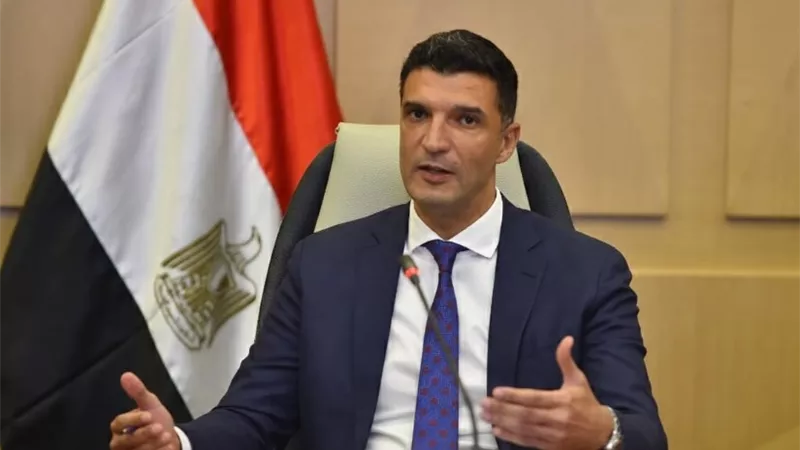 وزير الصناعة يبحث مع ممثلي شركة هاير مصر للأجهزة الكهربائية مشروعات الشركة