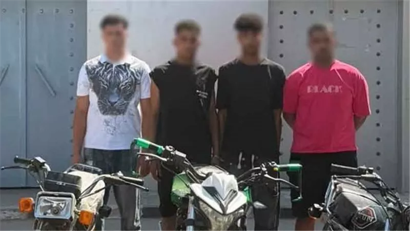 ضبط شخصين لقيادة سكوتر بحركات استعراضية وتعريض المواطنين للخطر بالقاهرة