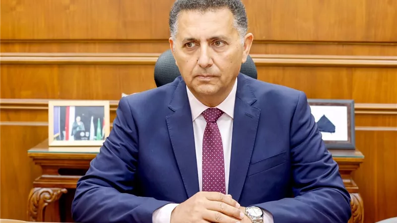 بعد أزمة المحافظ ومديرة مدرسة كفر الجزار ..حركة تغيرات فى مديرية القليوبية