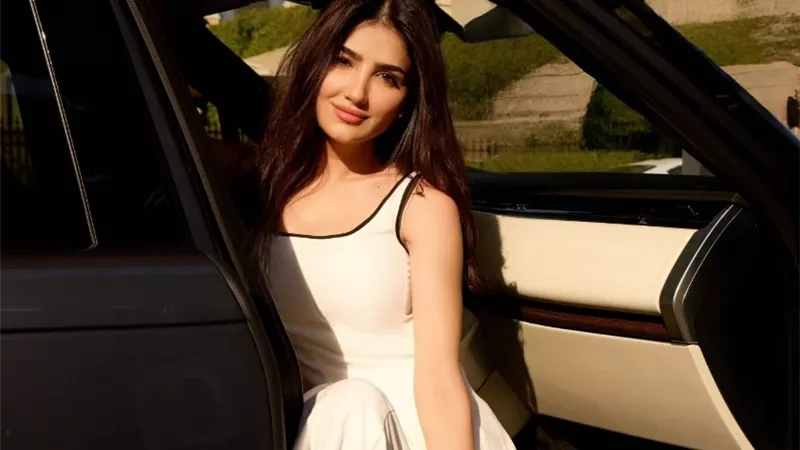 محمد رمضان يجمع غادة عبد الرازق ومي عمر بعد سنوات من القطيعة 