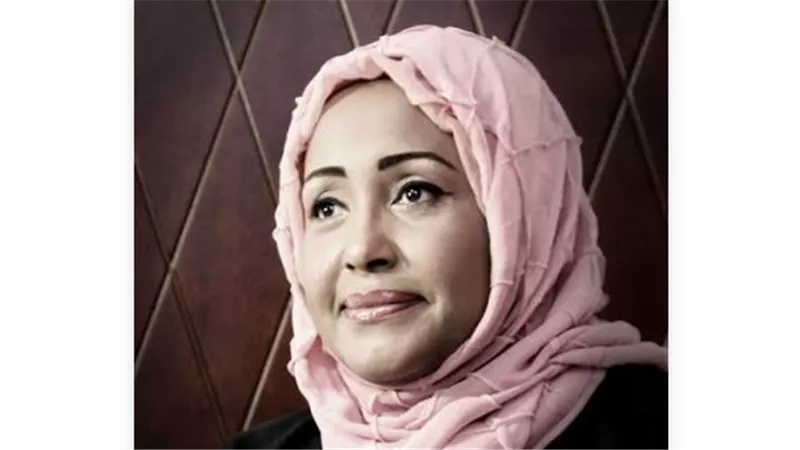 آمنة ربيع تشارك في لجنة النقد بالمهرجان المسرحي السابع لجامعات الخليج بصلالة 