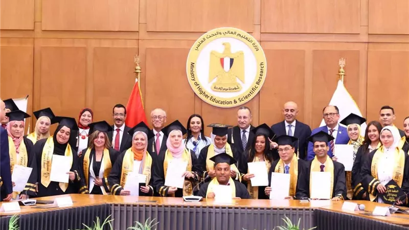 جامعة العاصمة تحتفي بتخرج أول دفعة من دبلومة التوكاتسو المصرية اليابانية