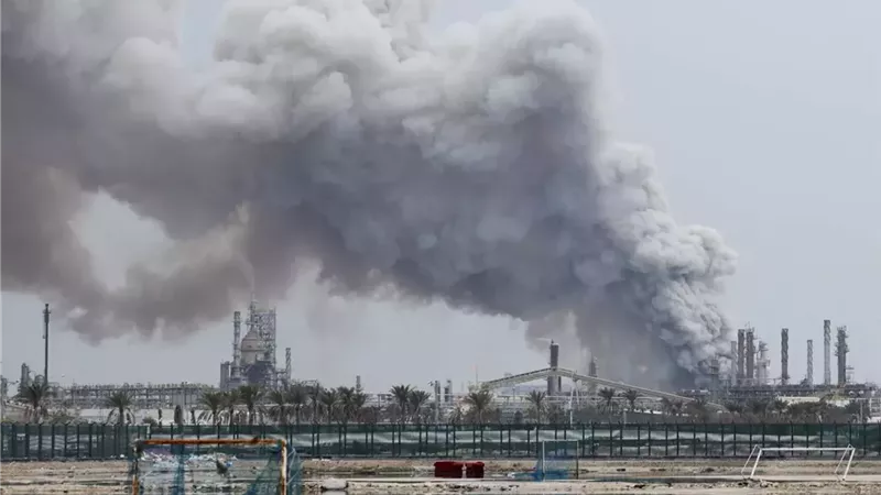 مصر تدين بأشد العبارات الهجمات على خط أنابيب في السعودية 