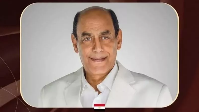 أحمد بدير ضمن لجنة تحكيم مهرجان ظفار للمسرح.. تعرف على التفاصيل