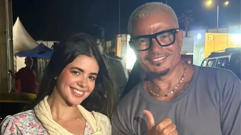 عمرو دياب يمازح لجين خليفة: «رقصتي المرة اللي فاتت وعملوا لك مشكلة»