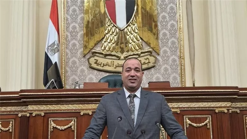 القبض على النائب السابق أحمد علي عباس لاتهامه بإحراق سيارة ابن عمه