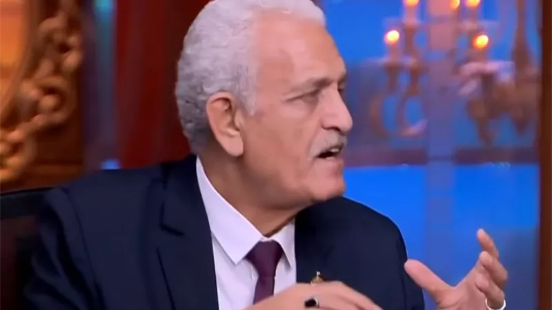 عاطف مغاوري يطرح تساؤلات حول ضوابط منح القروض ومسئولية شركات التمويل