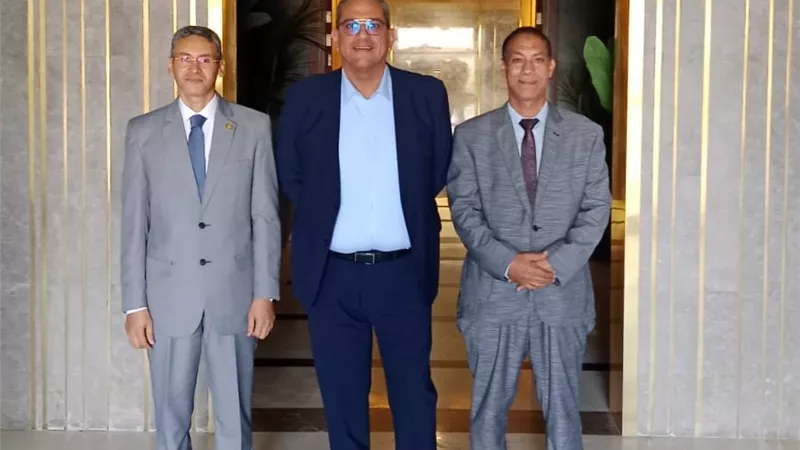 2.5 مليون جنيه شهريًا.. حدائق أكتوبر تطلق 5 خطوط مواصلات جديدة