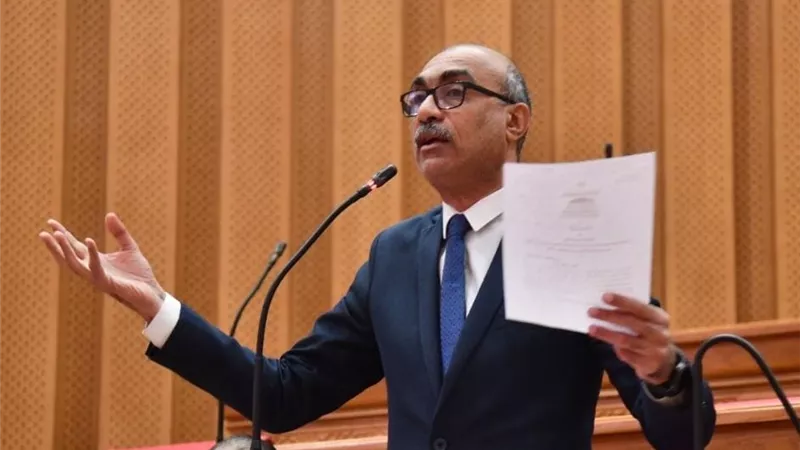 إيهاب منصور يحذر من فوائد التمويل غير المصرفي التي ترهق المواطنين |خاص