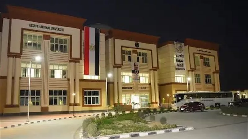 جامعة أسيوط تنظم فعاليات لتعزيز السلامة والجاهزية لمواجهة الأزمات