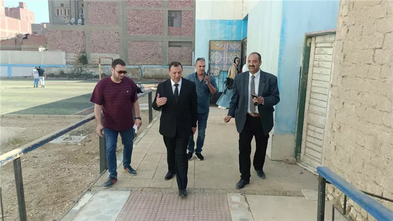 مدير تعليم بني سويف يتفقد مدرسة النور للمكفوفين ويصدر توجيه عاجل