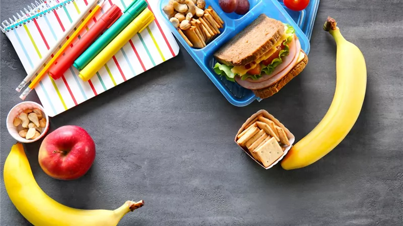 أثناء الدراسة.. أطعمة تساعد الأطفال على التركيز 