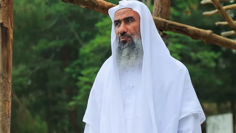 الداخلية تلقي القبض على المتهم بالتعدي على الشيخ وحيد عبد السلام بالي 
