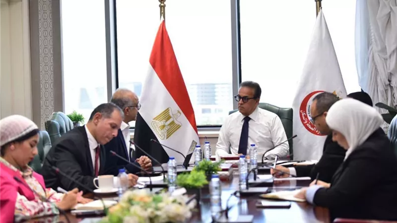  وزير الصحة يبحث تحويل مبادرة الجلوكوما لبرنامج مستدام