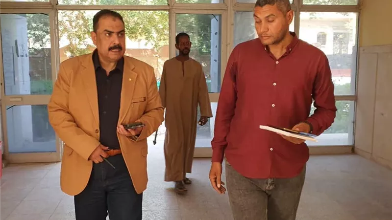 «لن نكتفي بإدارة واحدة».. وكيل تعليم الأقصر يكثّف جولاته الميدانية  