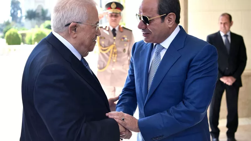 الرئيس السيسي يستقبل الرئيس الفلسطيني اليوم