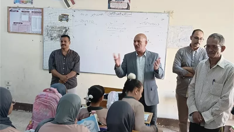 تعليم أسيوط متابعة يومية للمدارس والادارات التعليمية