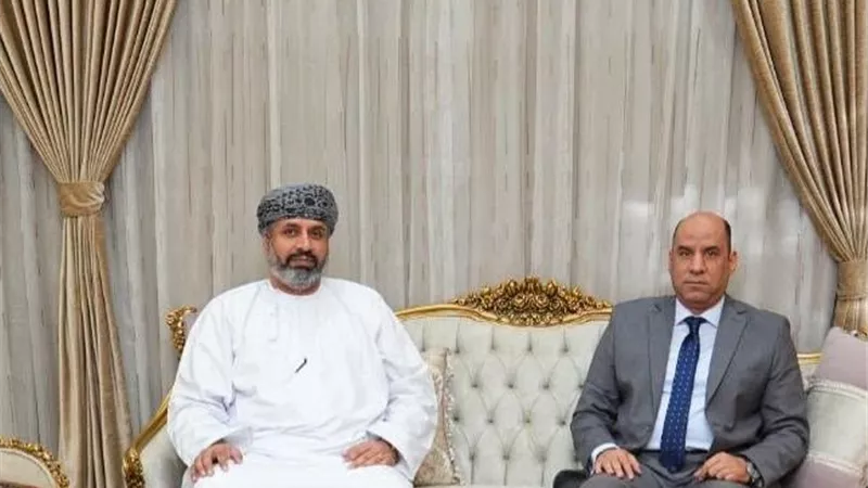 رداد يستعرض أمام نظيره العُماني تجربة مصر في 