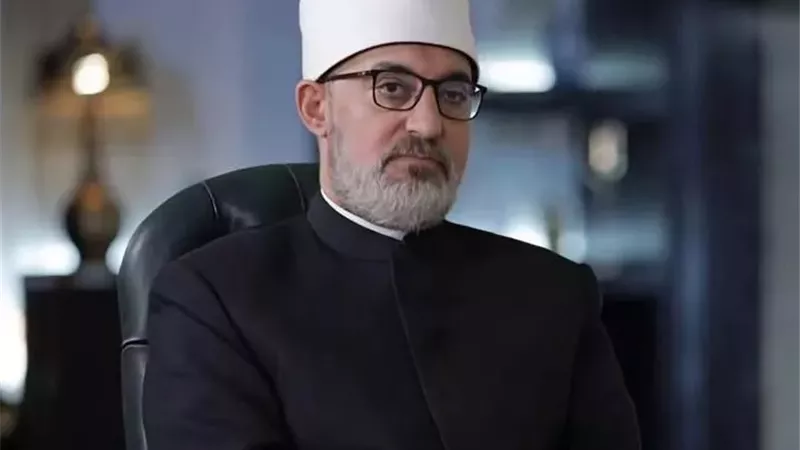حرمة البلد الحرام مقدسة .. مفتي الجمهورية يأسف لمحاولة استهداف مكة المكرمة