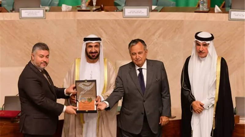 سعود عبدالعزيز البابطين: الجائزة تتوج رواد لغة الضاد وتدعم الابتكار في تعلمها 