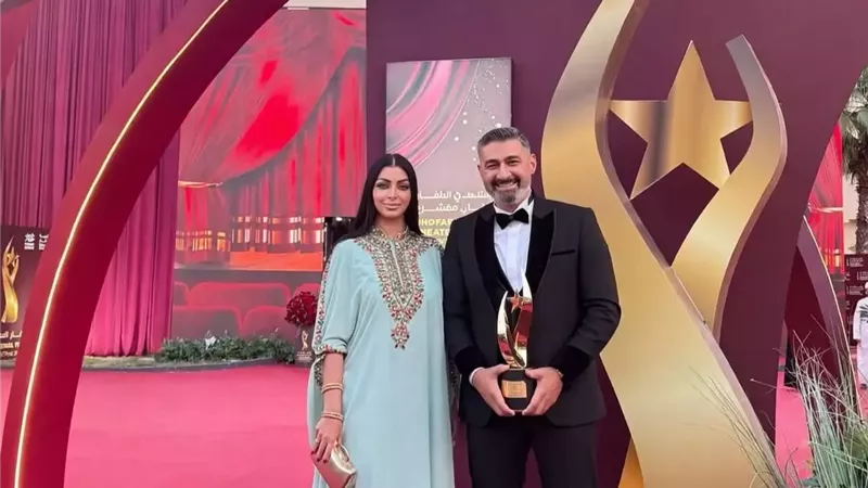 كلوديا حنا تشيد بتكريم أحمد حلمي وشريف منير وياسر جلال بمهرجان ظفار