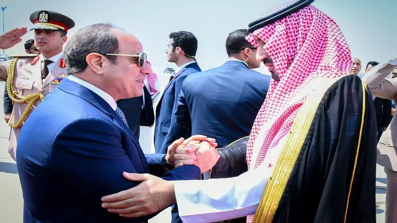 الرياض تطرق أبواب القاهرة.. بعد إشعال الحوثيين البحر الأحمر